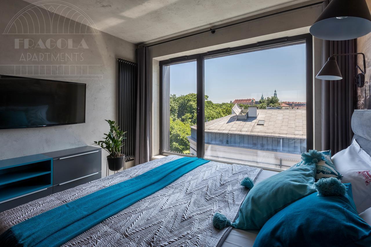 Apartment Modern View Of Planty Park